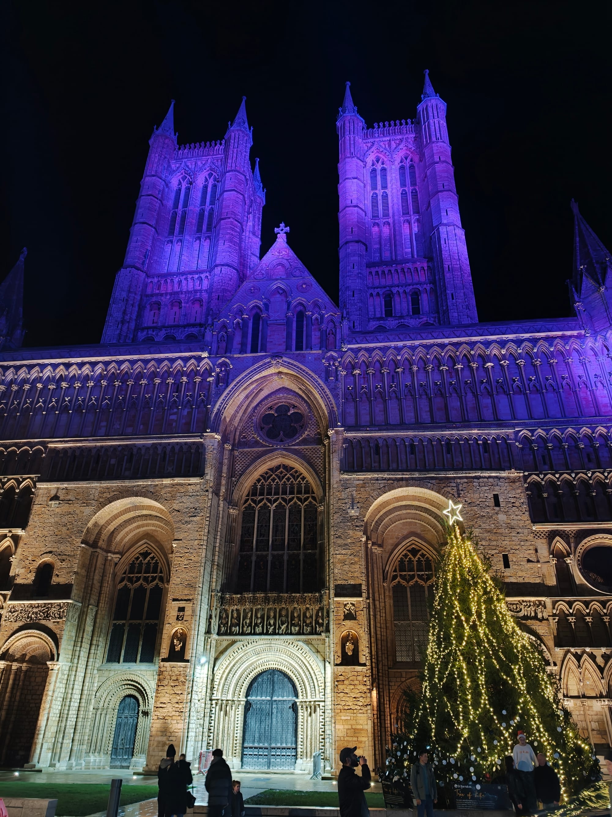 The Oppo Find X9 Pro: A Camera That Doesn't Get In The Way